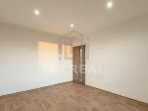 Pronájem bytu 3+1, Nové Město nad Metují, Nad Stadionem, 74 m2
