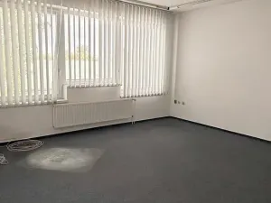 Pronájem kanceláře, Pardubice, Milheimova, 141 m2