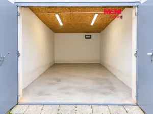 Pronájem garáže, Plzeň - Východní Předměstí, Cyklistická, 19 m2