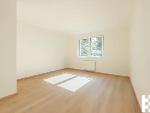 Prodej bytu 1+kk, Praha - Satalice, Za Novákovou zahradou, 33 m2