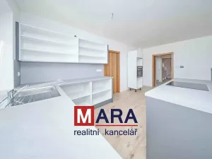 Prodej rodinného domu, Červená Voda, 380 m2