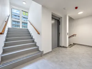 Pronájem bytu 2+kk, Praha - Vysočany, Gerstelova, 66 m2