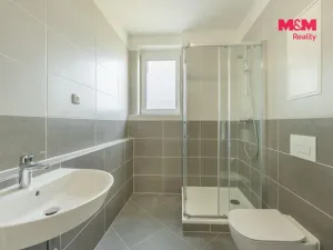 Prodej bytu 1+kk, Praha - Dolní Měcholupy, Honzíkova, 35 m2