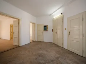 Prodej bytu 3+1, Praha - Bubeneč, Čs. armády, 133 m2
