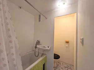 Pronájem bytu 1+1, Hrušovany u Brna, Sídliště, 35 m2