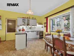 Prodej rodinného domu, Holubice, Na Návsi, 160 m2