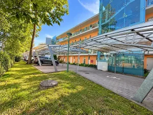 Prodej bytu 2+kk, Jesenice, V Lázních, 47 m2