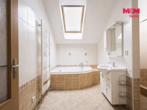 Pronájem bytu 3+1, Nový Bor, Tržní náměstí, 108 m2
