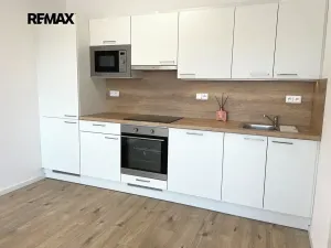 Pronájem bytu 2+kk, Plzeň, Rubínová, 66 m2