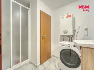 Prodej obchodního prostoru, Toužim, Plzeňská, 561 m2