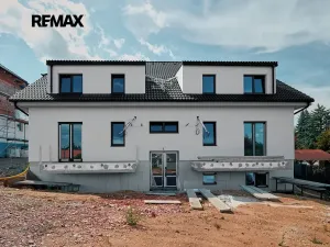 Prodej bytu 3+kk, Praha - Zbraslav, Lesáků, 74 m2