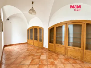 Pronájem obchodního prostoru, Jindřichův Hradec - Jindřichův Hradec I, Panská, 100 m2