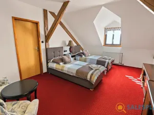 Prodej ubytování, Nová Bystřice, Mírové nám., 648 m2