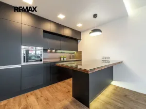 Pronájem bytu 2+kk, Praha - Vysočany, Pod Harfou, 55 m2