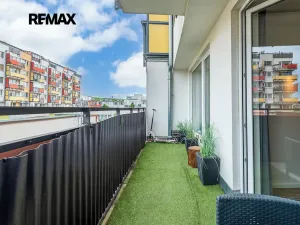 Pronájem bytu 2+kk, Praha - Vysočany, Pod Harfou, 55 m2
