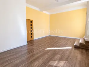 Pronájem kanceláře, Praha - Řepy, Žalanského, 80 m2