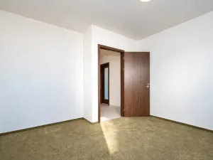 Pronájem bytu 2+kk, Praha - Hloubětín, Poděbradská, 53 m2