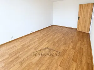 Prodej bytu 2+1, Chomutov, Holešická, 62 m2