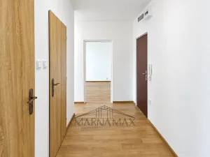Prodej bytu 2+1, Chomutov, Holešická, 62 m2