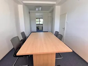 Pronájem kanceláře, Uherské Hradiště, Tř. Maršála Malinovského, 43 m2