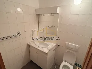 Pronájem kanceláře, Žebrák, Náměstí, 68 m2