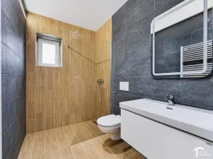 Pronájem bytu 1+kk, Lázně Bohdaneč, Družstevní, 32 m2