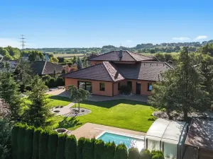 Prodej kanceláře, Velké Přítočno, 350 m2