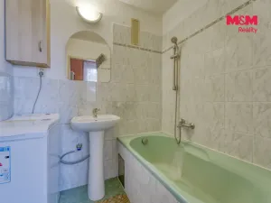 Prodej bytu 3+1, Holýšov, Pod Makovým vrchem, 67 m2