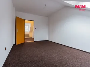 Pronájem kanceláře, Jeseník, nám. Svobody, 40 m2