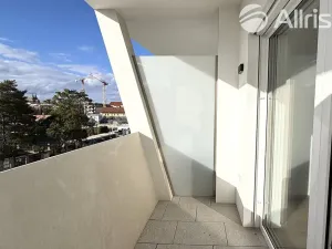Pronájem bytu 1+kk, Brno, Komárovská, 29 m2