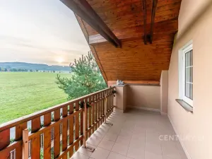 Prodej rodinného domu, Hradištko, V Klících, 240 m2