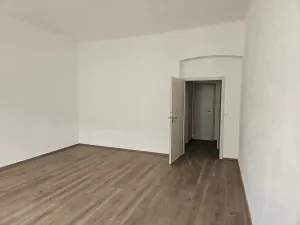 Pronájem bytu 1+1, Pardubice, třída Míru, 54 m2