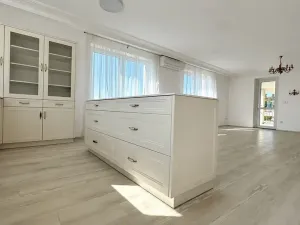 Pronájem vily, Zlín, 574 m2