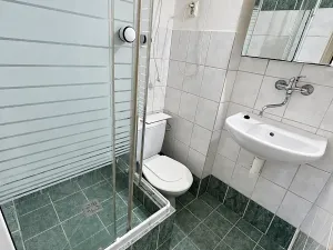 Pronájem bytu 1+kk, Praha - Břevnov, Bělohorská, 13 m2