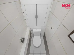 Prodej bytu 2+kk, Kralupy nad Vltavou - Lobeček, nám. Mládežníků, 52 m2