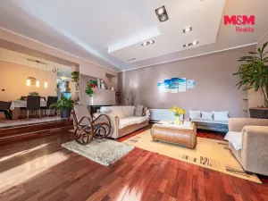 Prodej rodinného domu, Psáry - Dolní Jirčany, U Studny, 275 m2