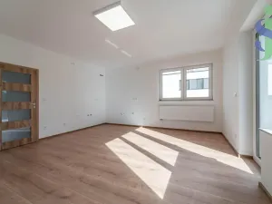 Prodej rodinného domu, Praha - Ďáblice, Zářijová, 112 m2