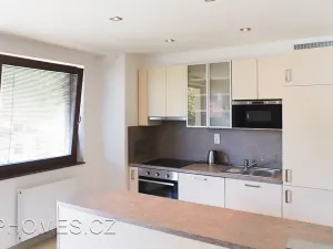 Pronájem bytu 3+kk, Praha - Dejvice, V Podbabě, 85 m2