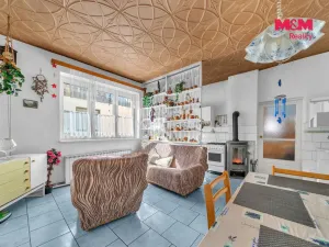 Prodej rodinného domu, Úsobí, 678 m2