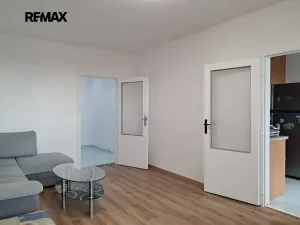 Pronájem bytu 3+1, Praha - Modřany, Botevova, 72 m2