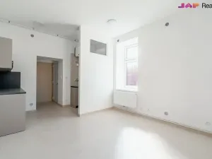 Pronájem komerční nemovitosti, Rosice, Palackého nám., 100 m2