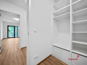 Pronájem bytu 2+kk, Hradec Králové - Třebeš, Pod Zámečkem, 60 m2