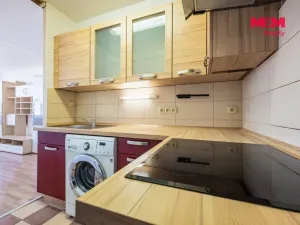 Prodej bytu 2+kk, Praha - Stodůlky, Bronzová, 43 m2