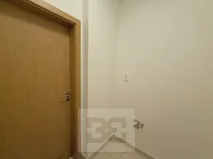 Pronájem bytu 2+kk, Praha - Holešovice, Varhulíkové, 63 m2