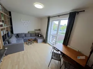 Prodej bytu 2+kk, Jesenice, Cedrová, 57 m2