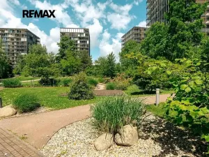 Pronájem bytu 1+kk, Praha - Žižkov, Ke kapslovně, 38 m2