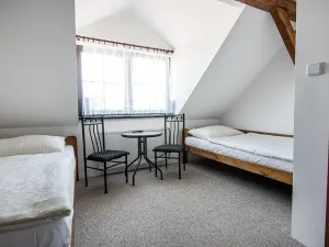 Prodej ubytování, Břežany I, 400 m2
