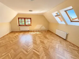 Pronájem rodinného domu, Vestec, Vilová I, 250 m2
