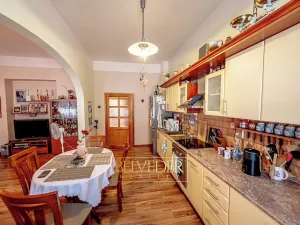 Prodej vícegeneračního domu, Teplice, Doubravská, 430 m2