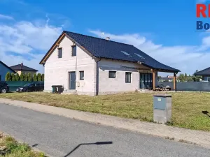 Prodej rodinného domu, Mnichovo Hradiště, Okružní, 170 m2
